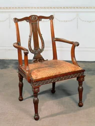 Udskåret stol med lyre, leveret af Chippendale, 1768 (mahogni)